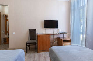 Гостиница Атлантида Анапа Двухместный (Стандарт Twin)-2