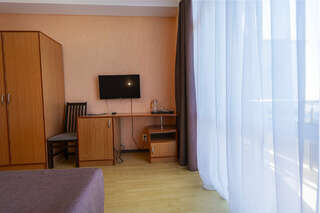 Гостиница Атлантида Анапа Двухместный (Комфорт Twin) с видом на море-2